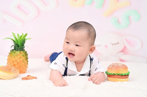 舞钢怀孕多久会觉得饿